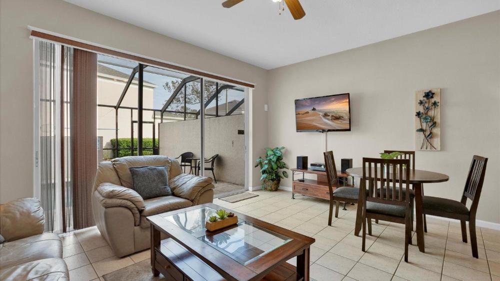 2326 Silver Palm